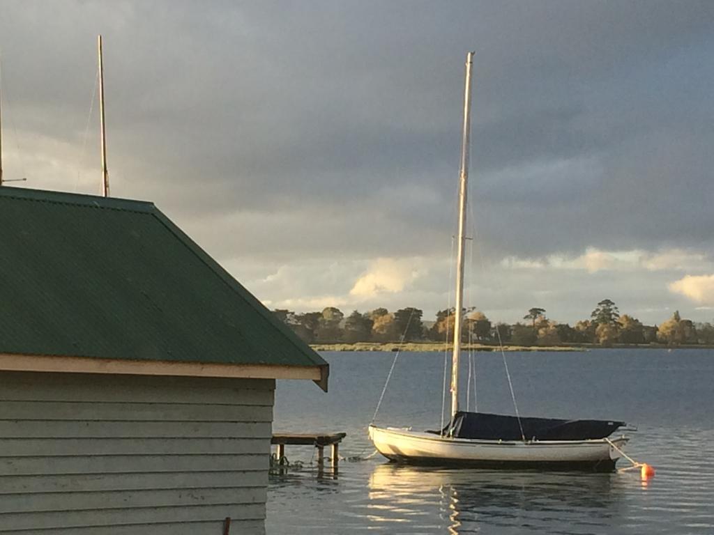 Lake Wendouree Luxury Apartments On Webster Ballarat Exterior photo